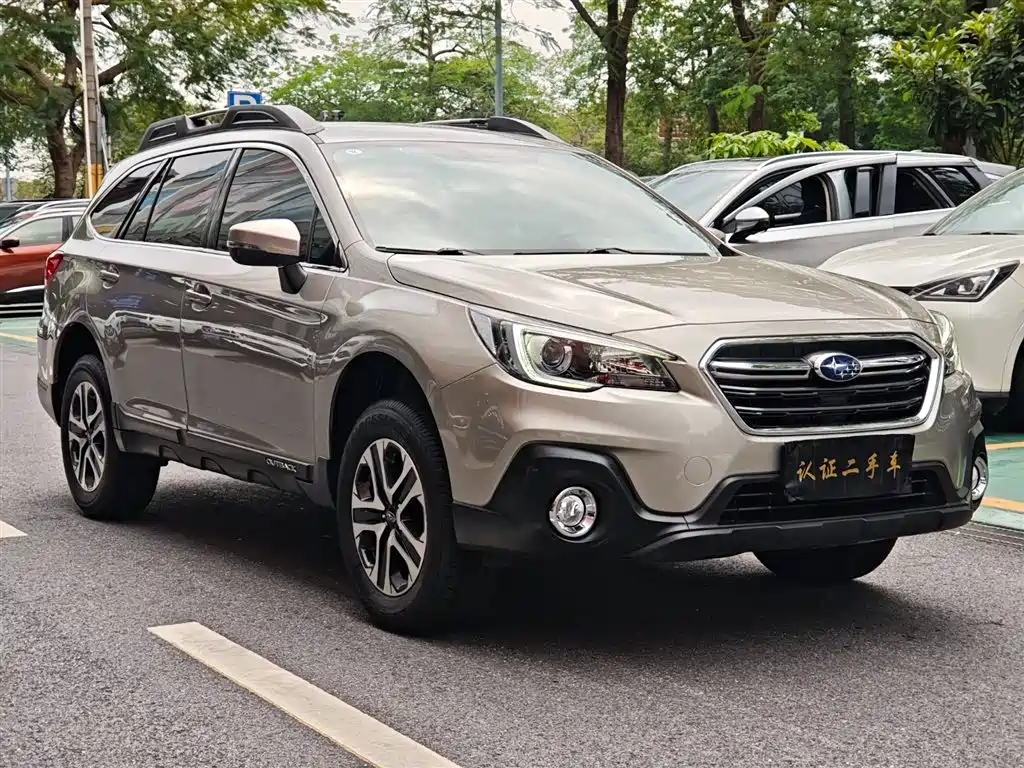 Subaru Outback — фото 3