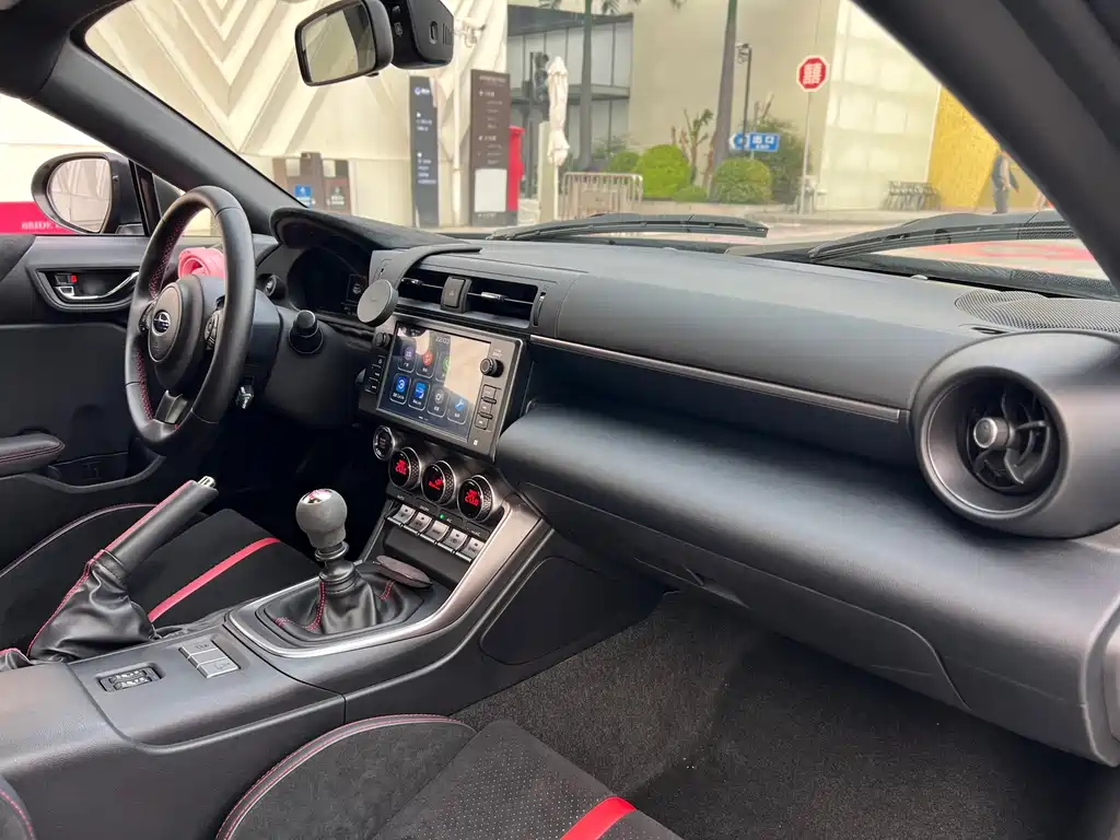 Subaru BRZ — фото 11
