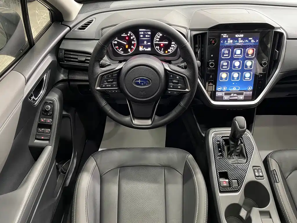 Subaru Crosstrek — фото 11