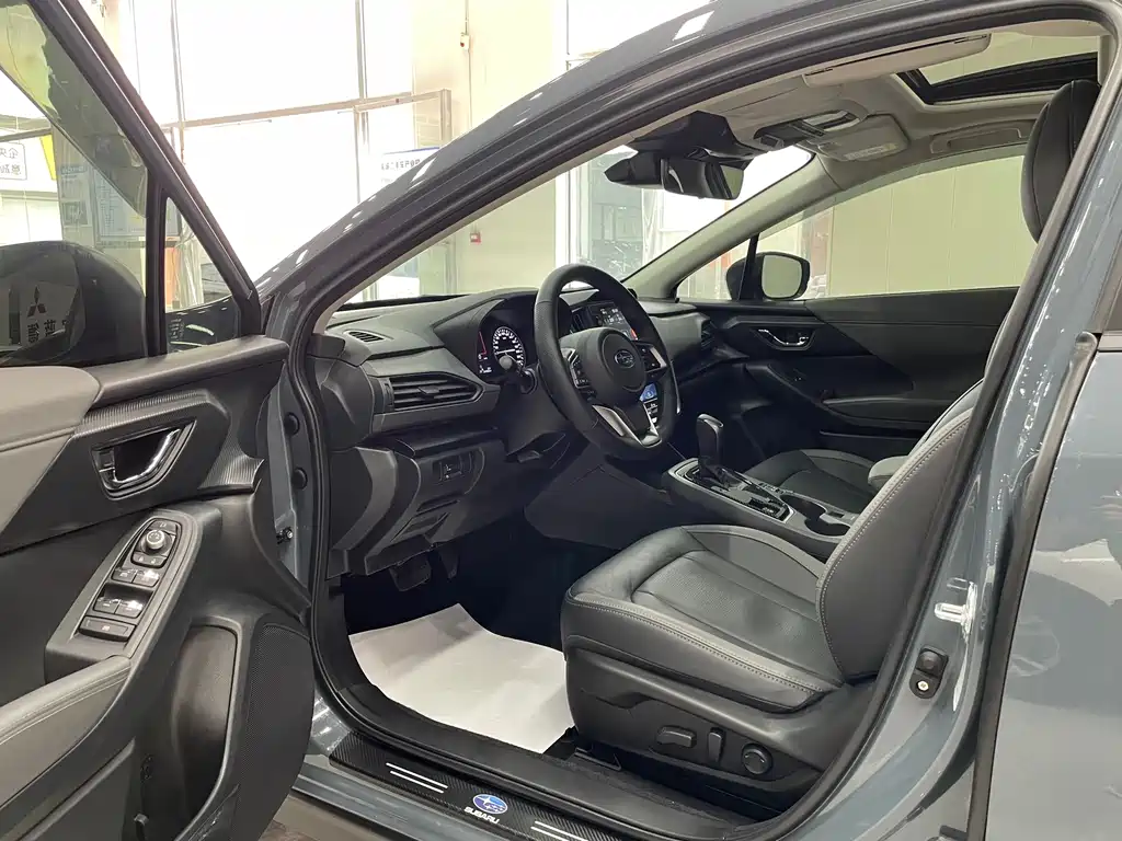 Subaru Crosstrek — фото 13