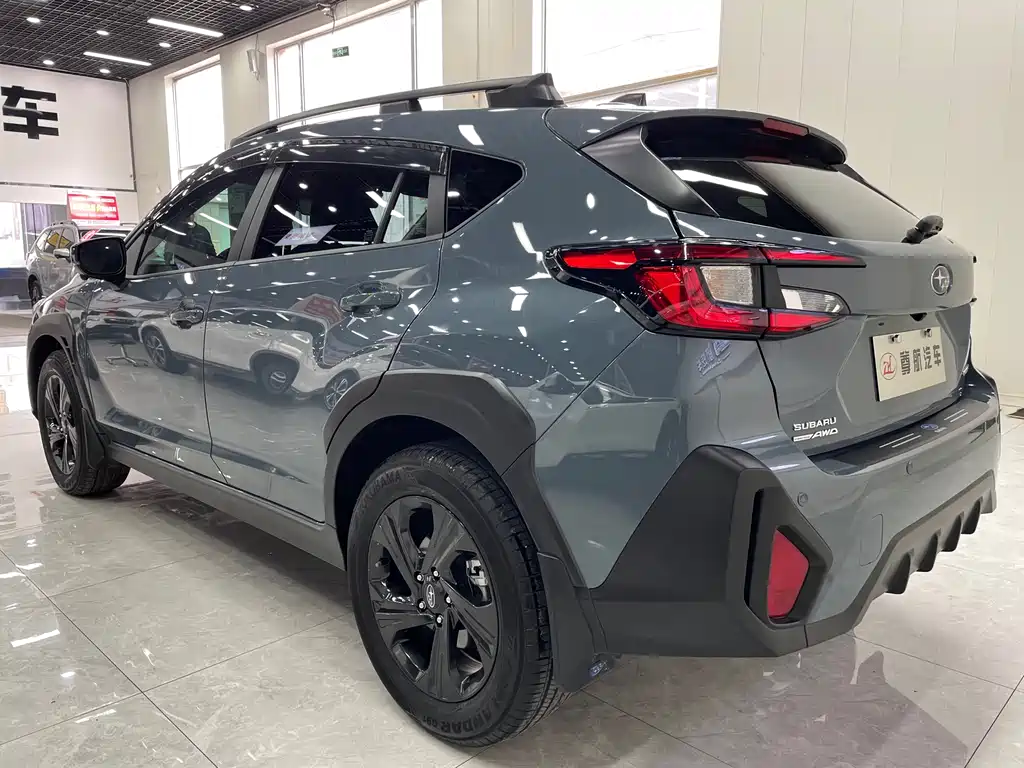 Subaru Crosstrek — фото 5