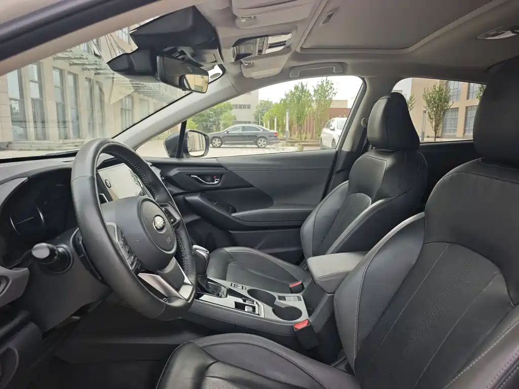Subaru Crosstrek — фото 11
