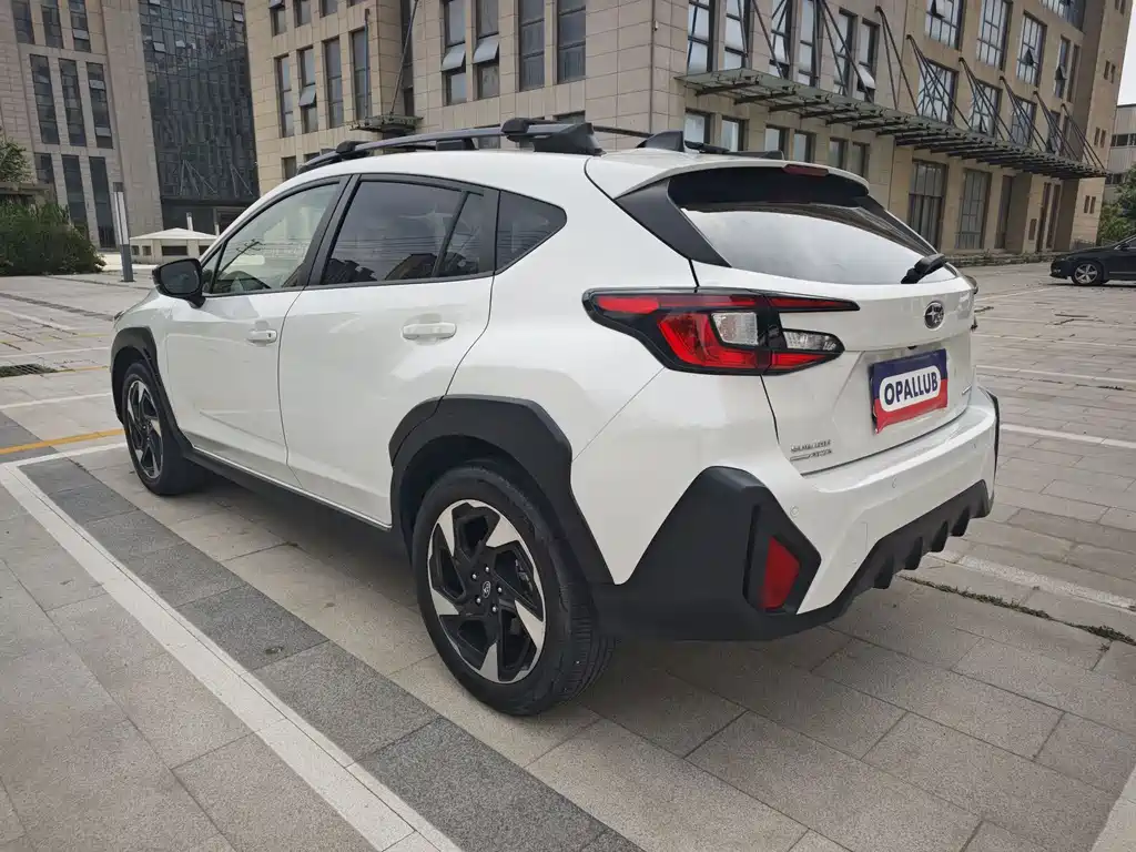 Subaru Crosstrek — фото 4