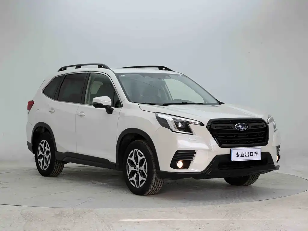 Subaru Forester — фото 3