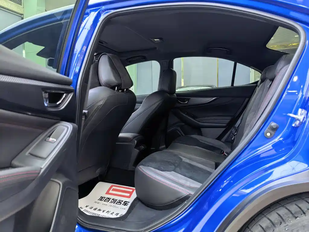 Subaru WRX — фото 13