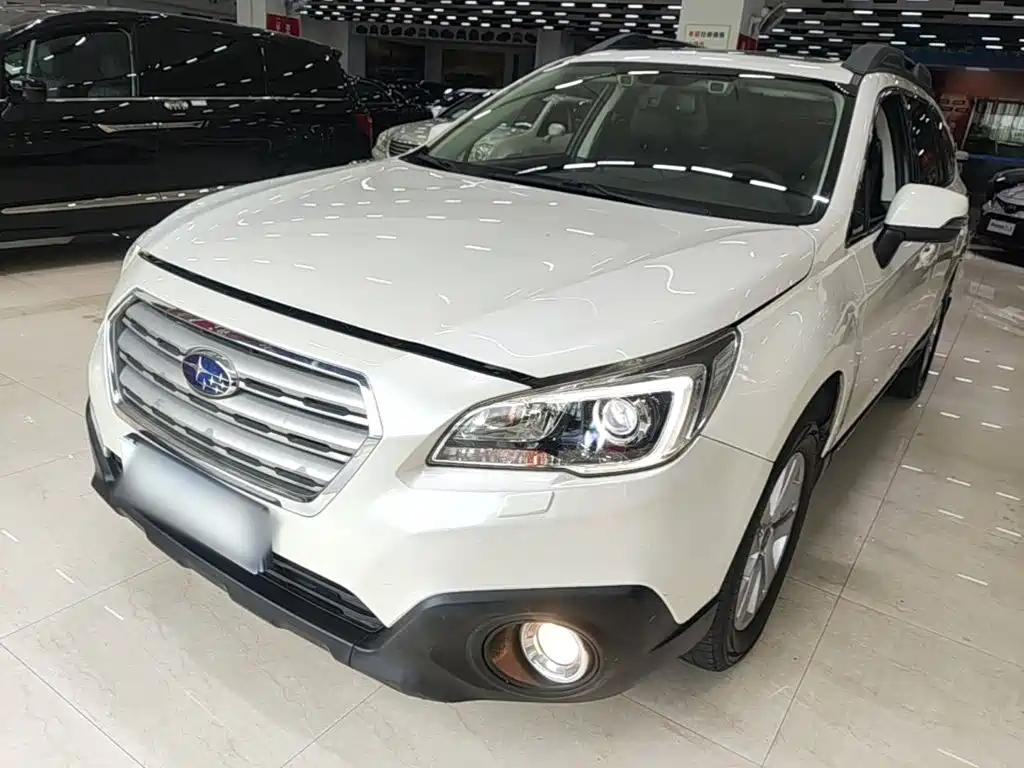 Subaru Outback — фото 2