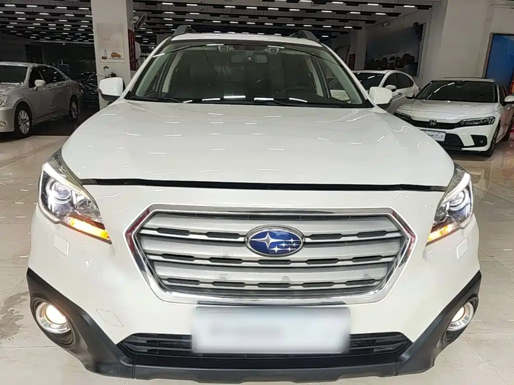 Subaru Outback — фото 3