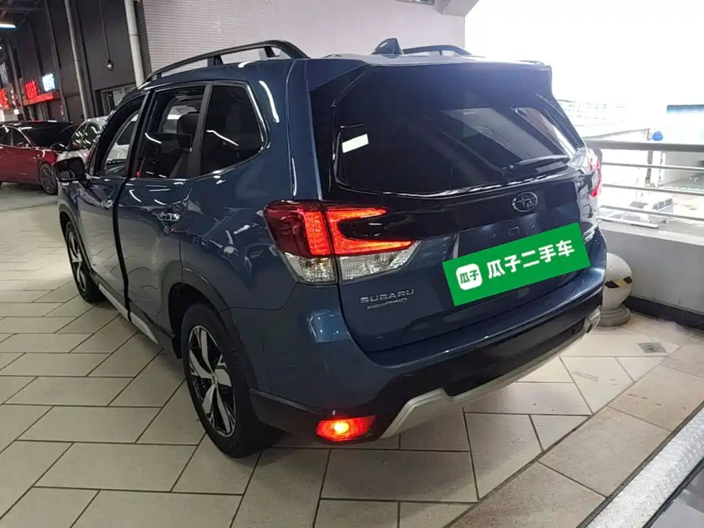 Subaru Forester — фото 5