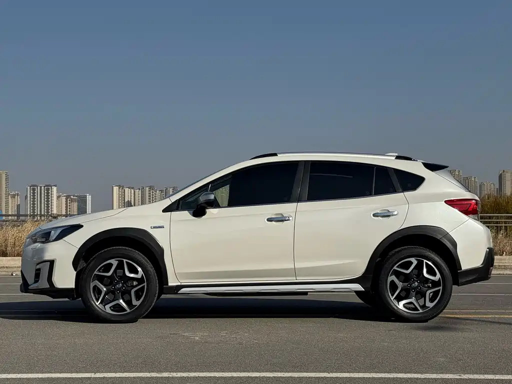 Subaru XV — фото 5