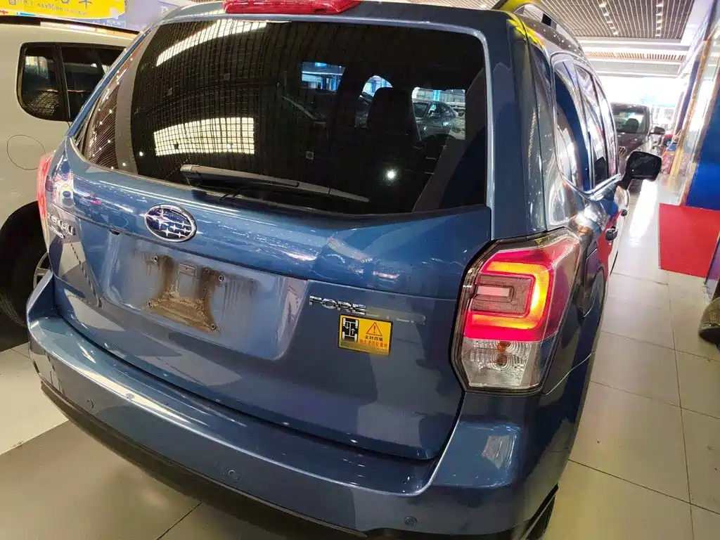 Subaru Forester — фото 6