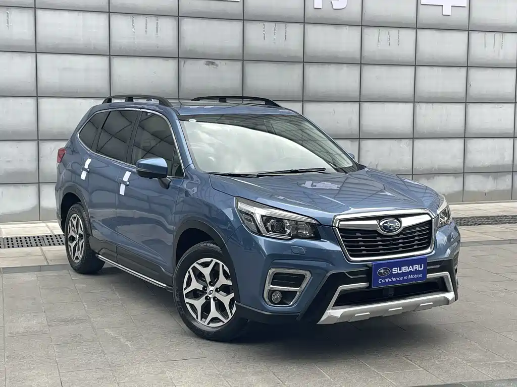 Subaru Forester — фото 3