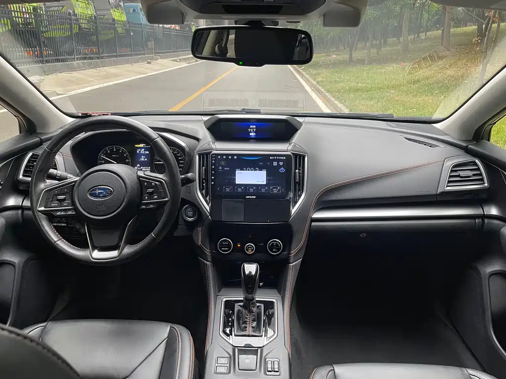 Subaru XV — фото 8