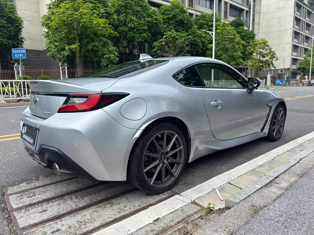 Subaru BRZ — фото 6