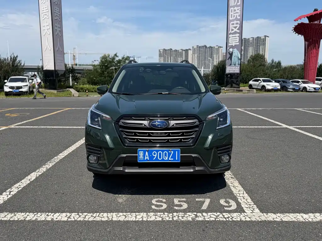 Subaru Forester — фото 2