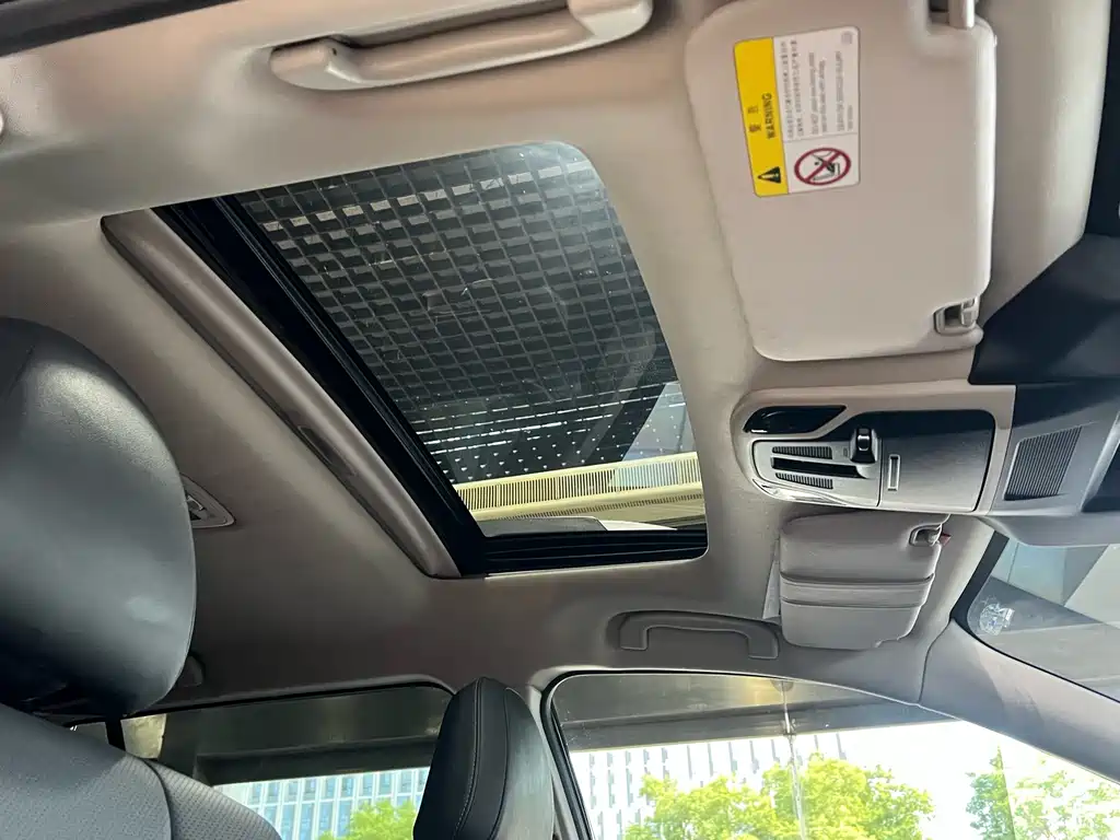 Subaru Outback — фото 23