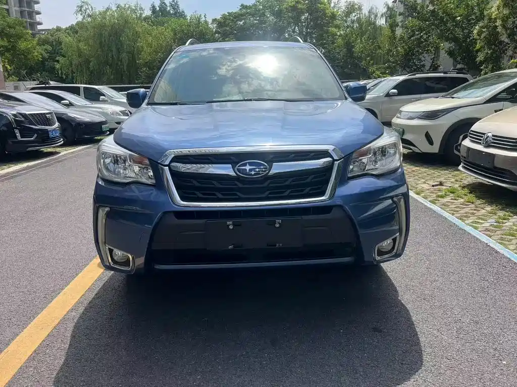 Subaru Forester — фото 2