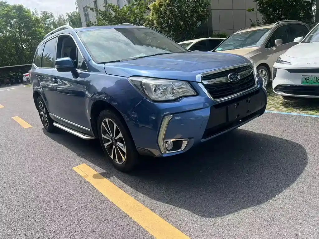 Subaru Forester — фото 3