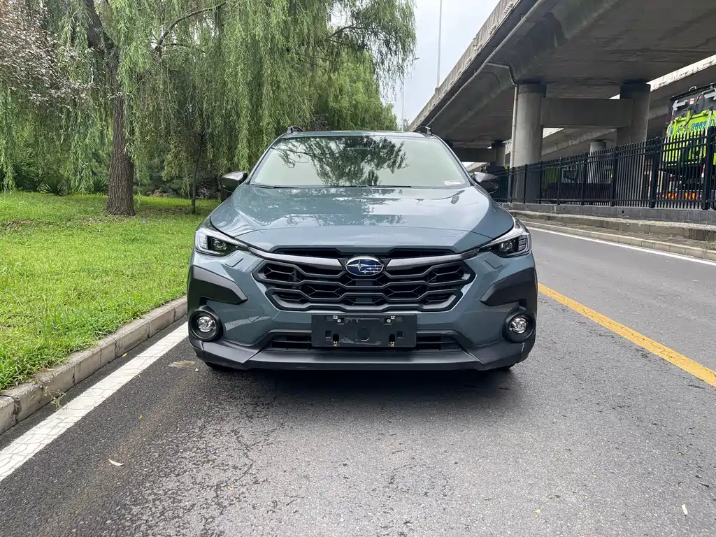 Subaru Crosstrek — фото 2