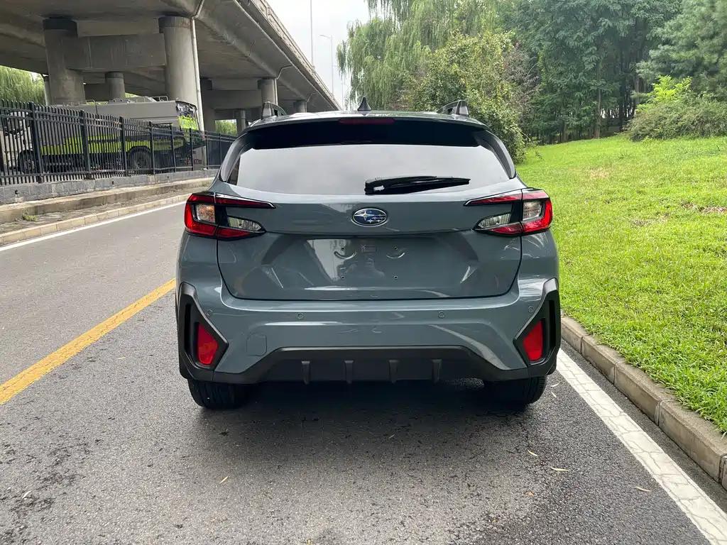 Subaru Crosstrek — фото 5