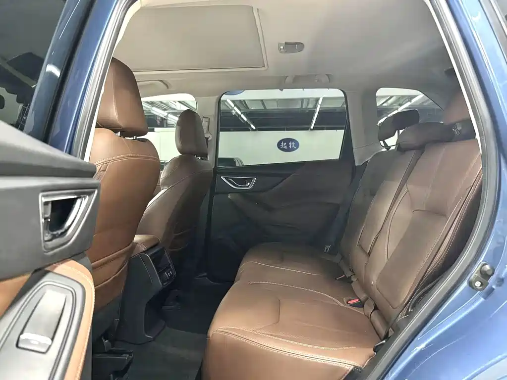 Subaru Forester — фото 15