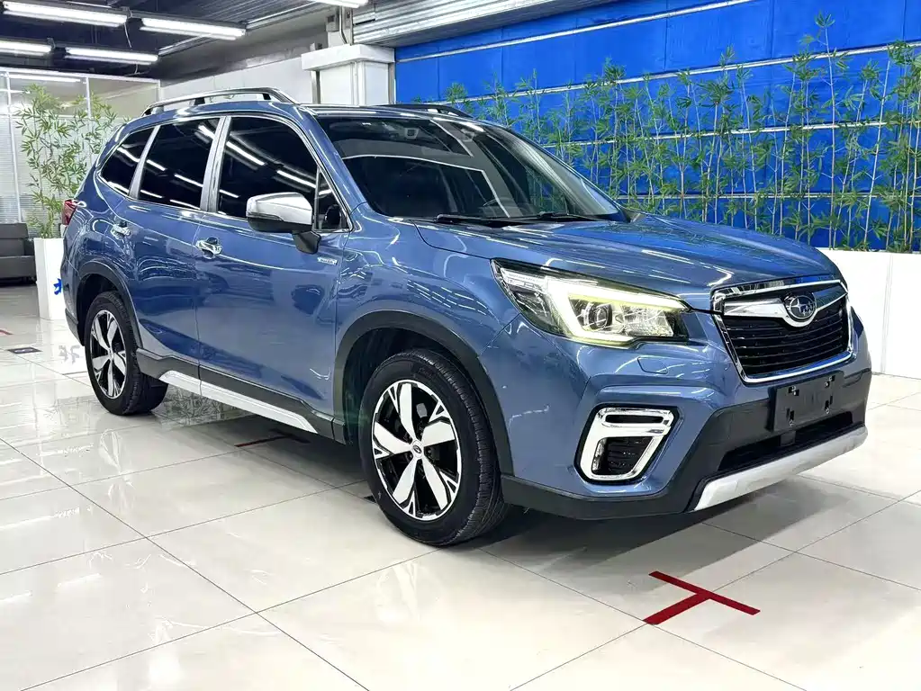 Subaru Forester — фото 3