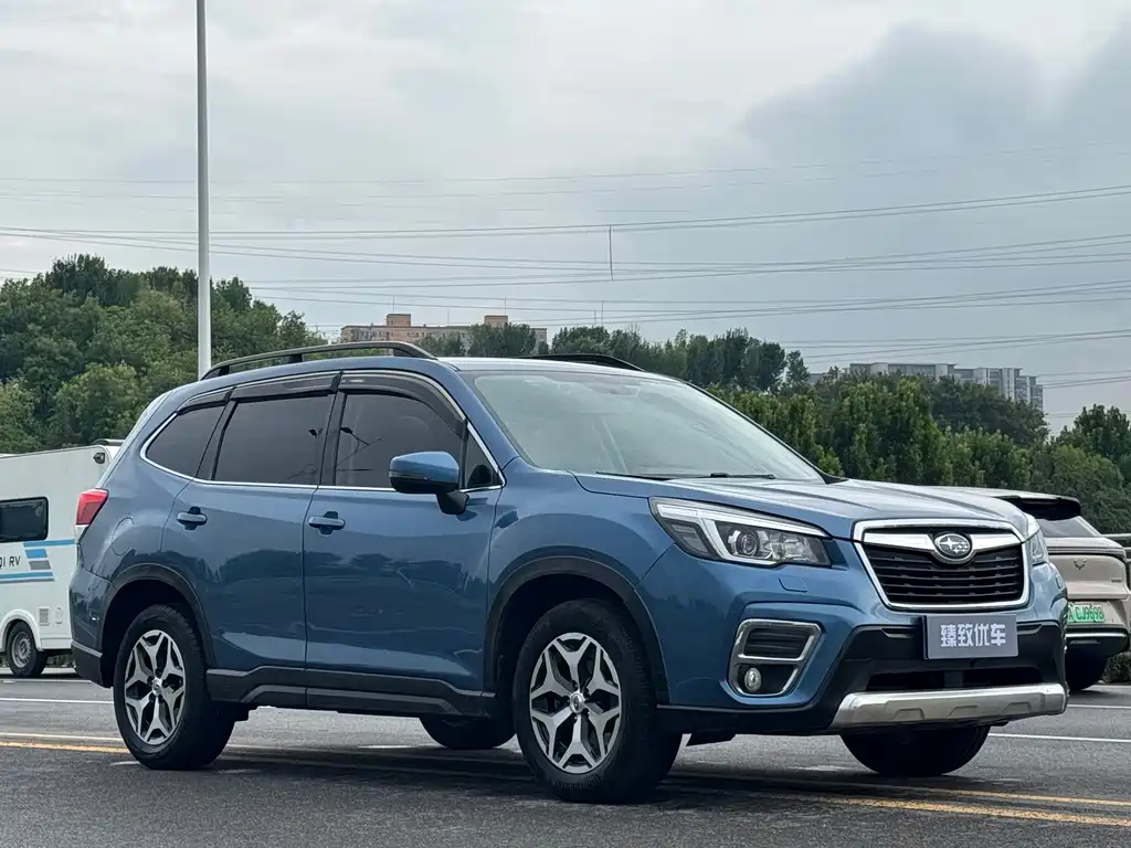 Subaru Forester — фото 3