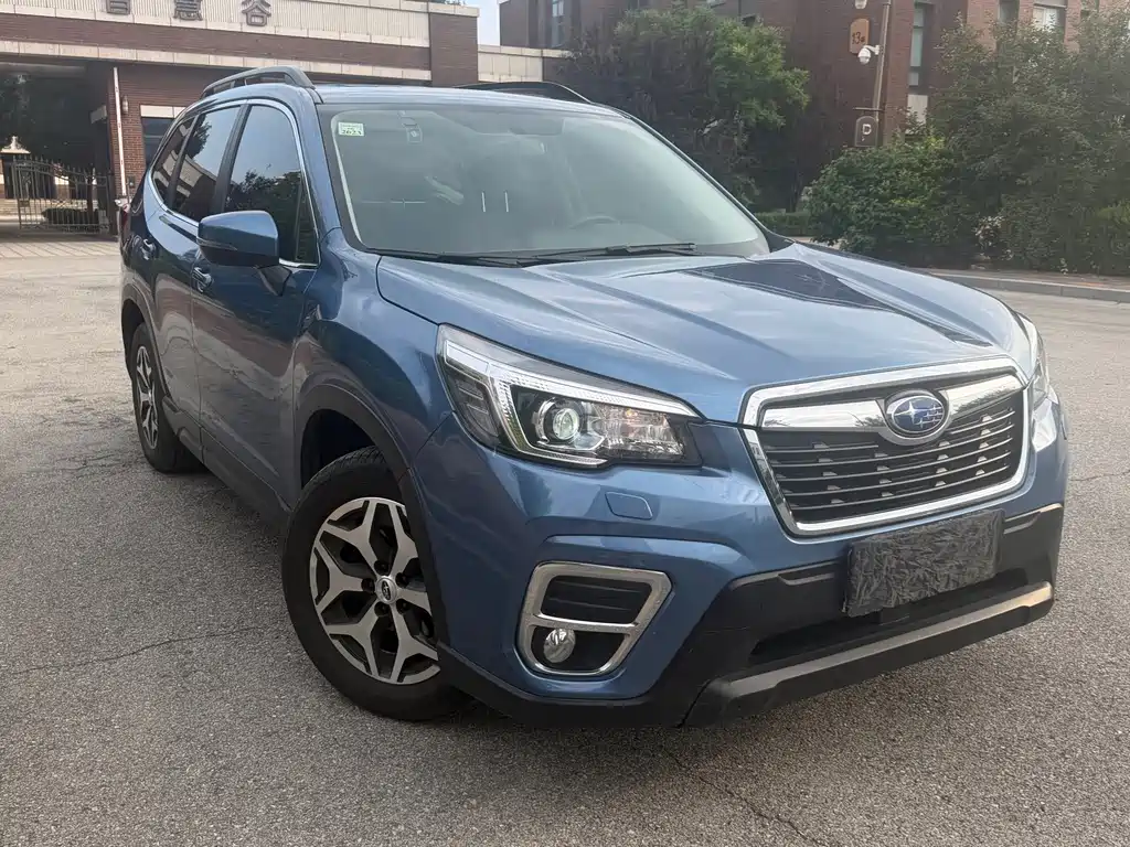 Subaru Forester — фото 3