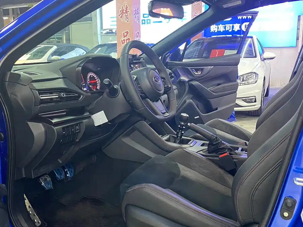 Subaru WRX — фото 9