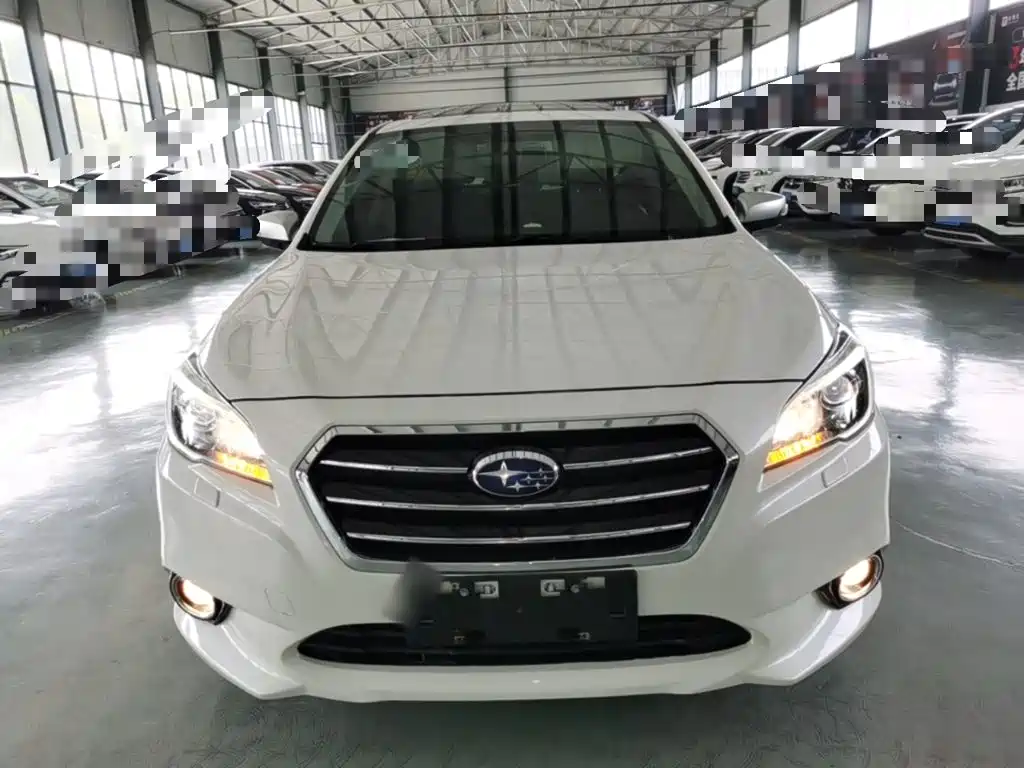 Subaru Legacy — фото 3