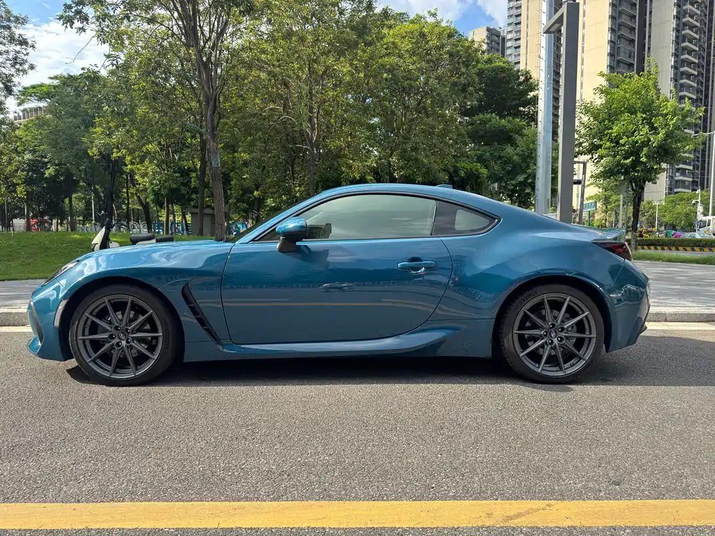 Subaru BRZ — фото 4