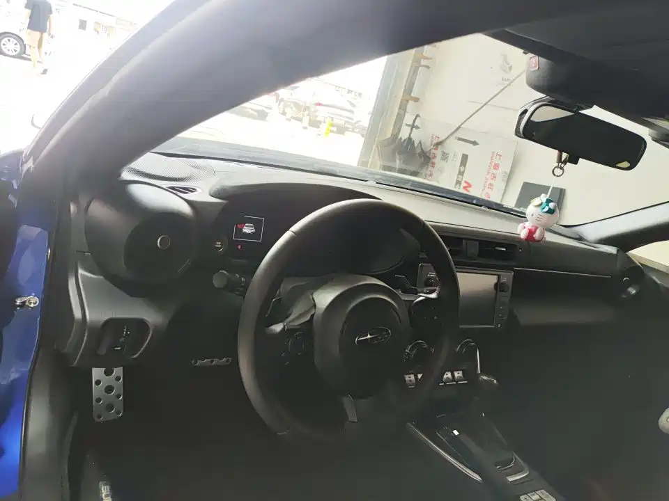 Subaru BRZ — фото 3