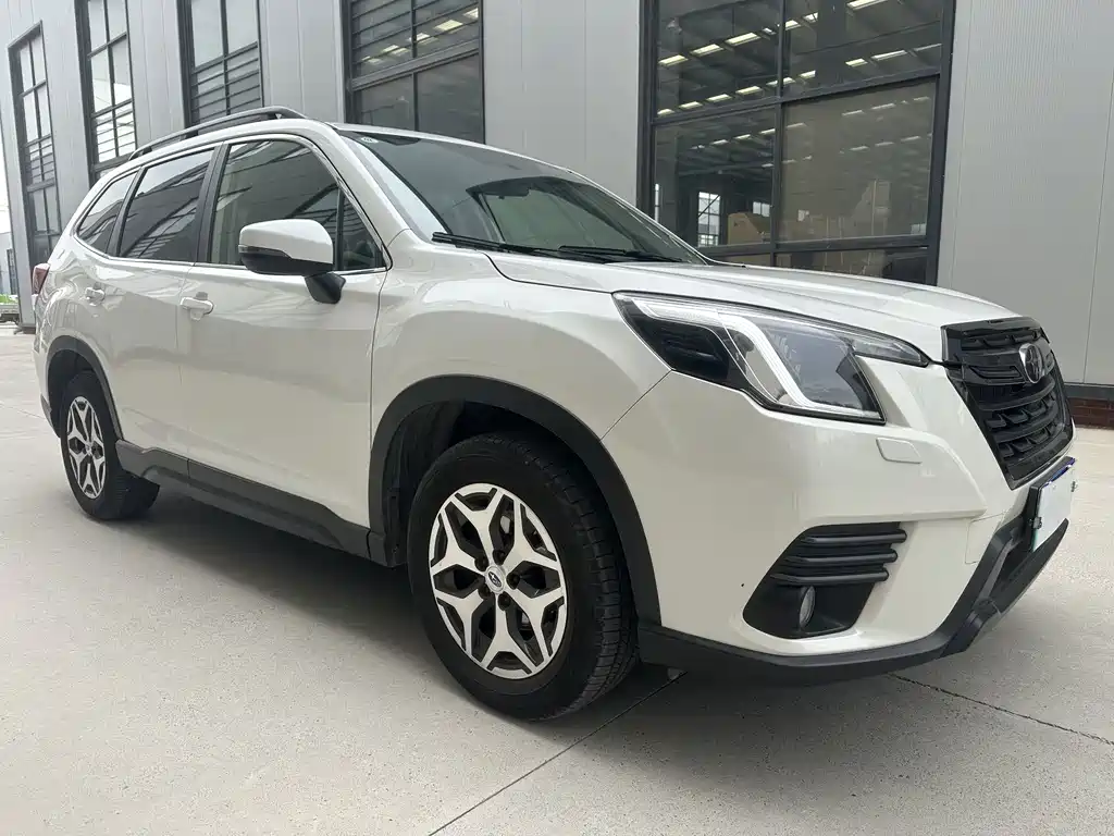 Subaru Forester — фото 3