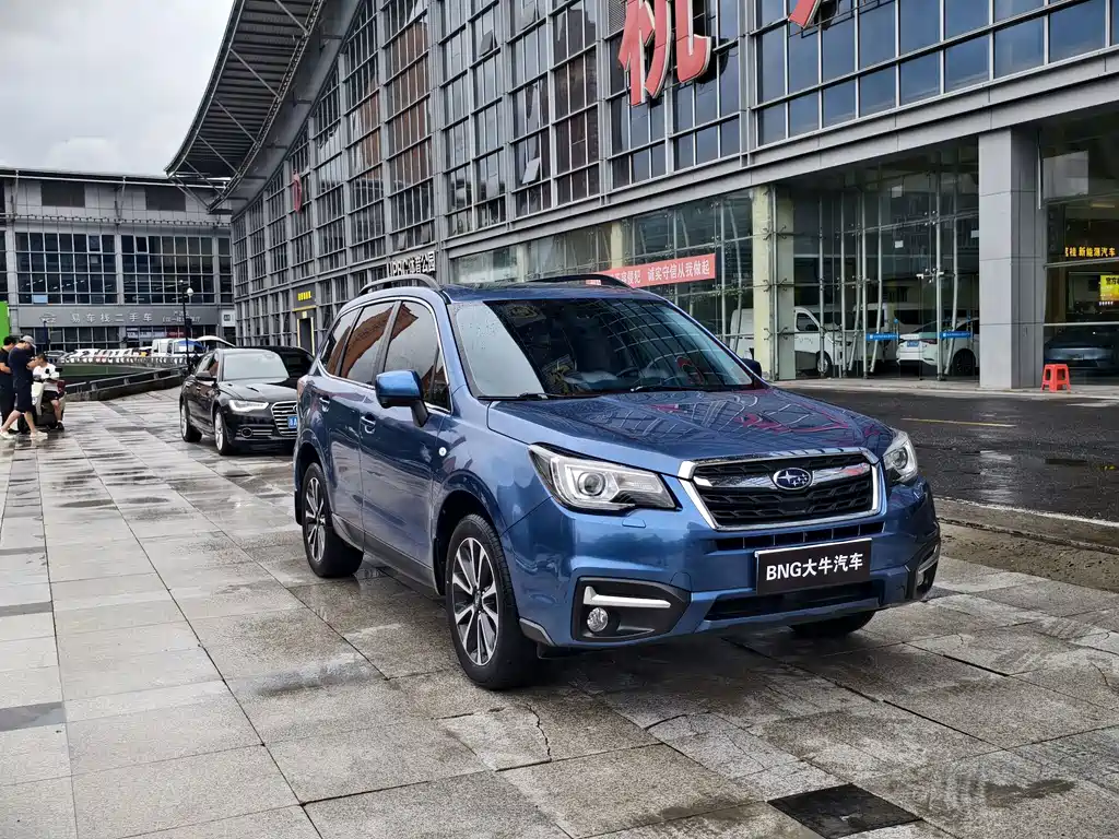 Subaru Forester — фото 3