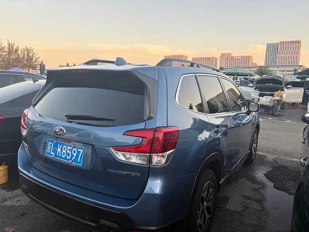 Subaru Forester — фото 3