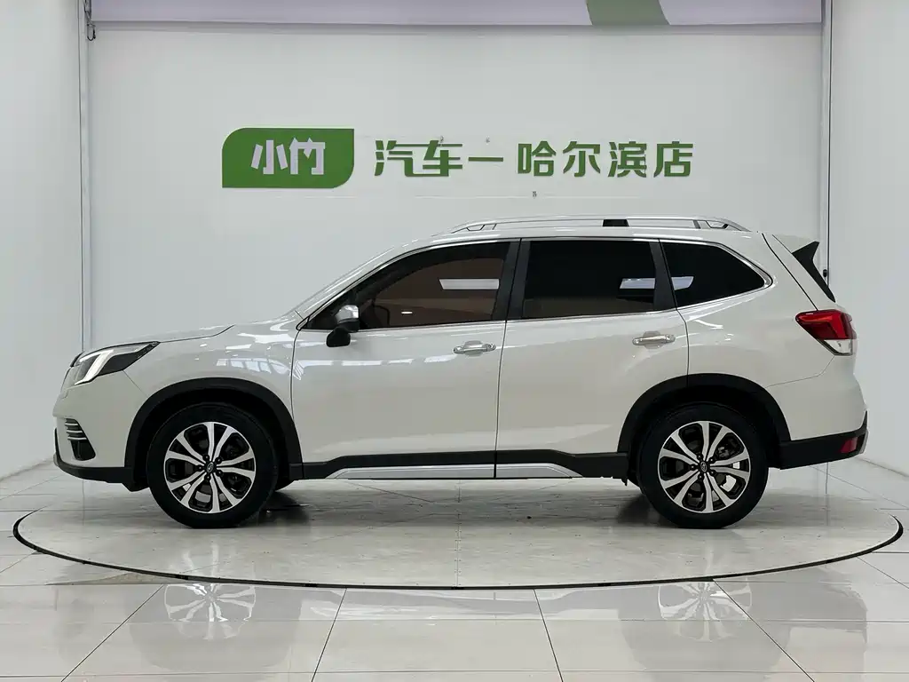 Subaru Forester — фото 5