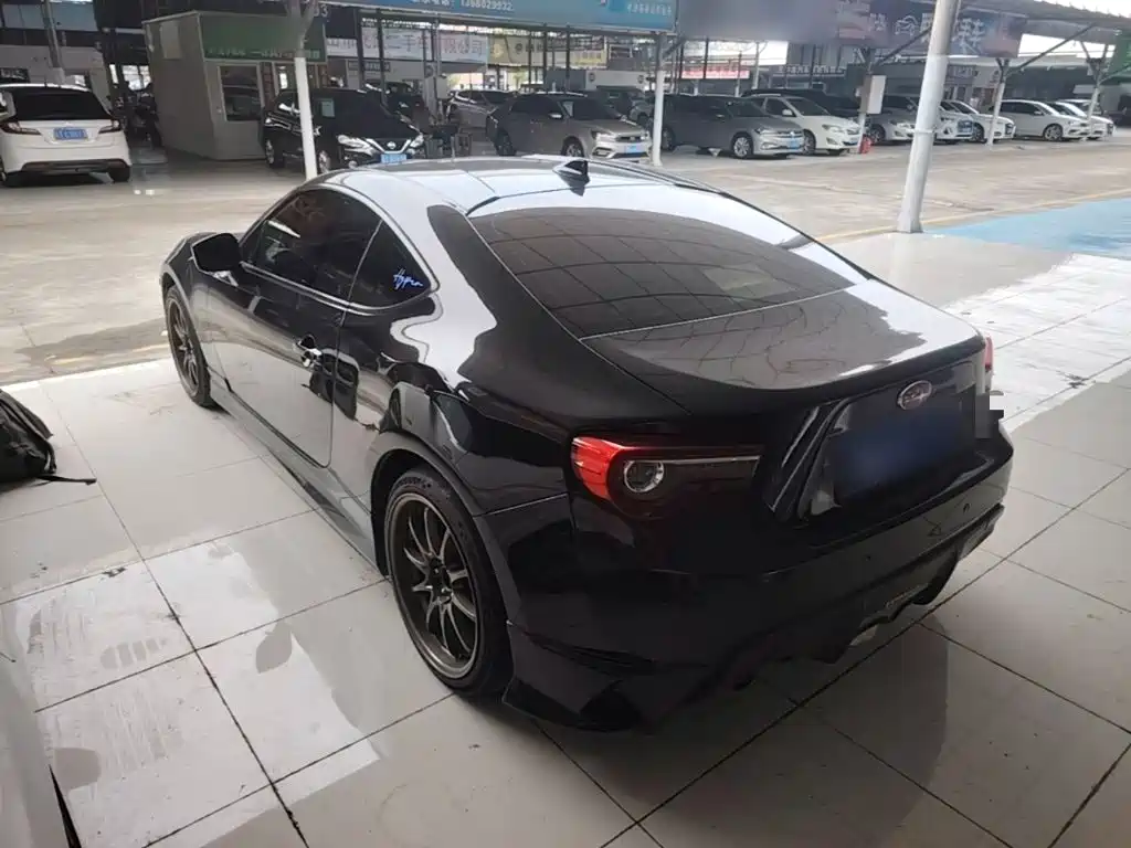 Subaru BRZ — фото 5