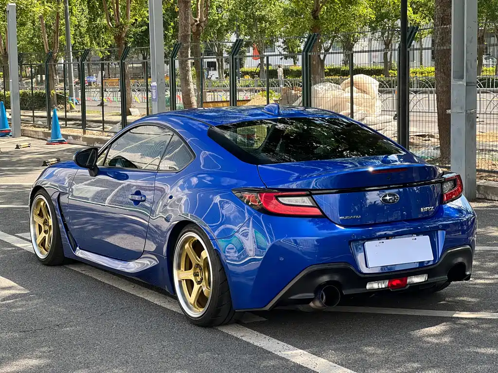 Subaru BRZ — фото 4