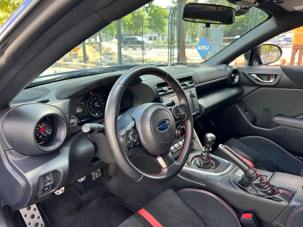 Subaru BRZ — фото 10