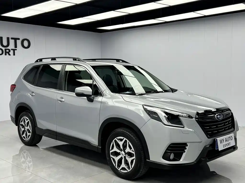 Subaru Forester — фото 3