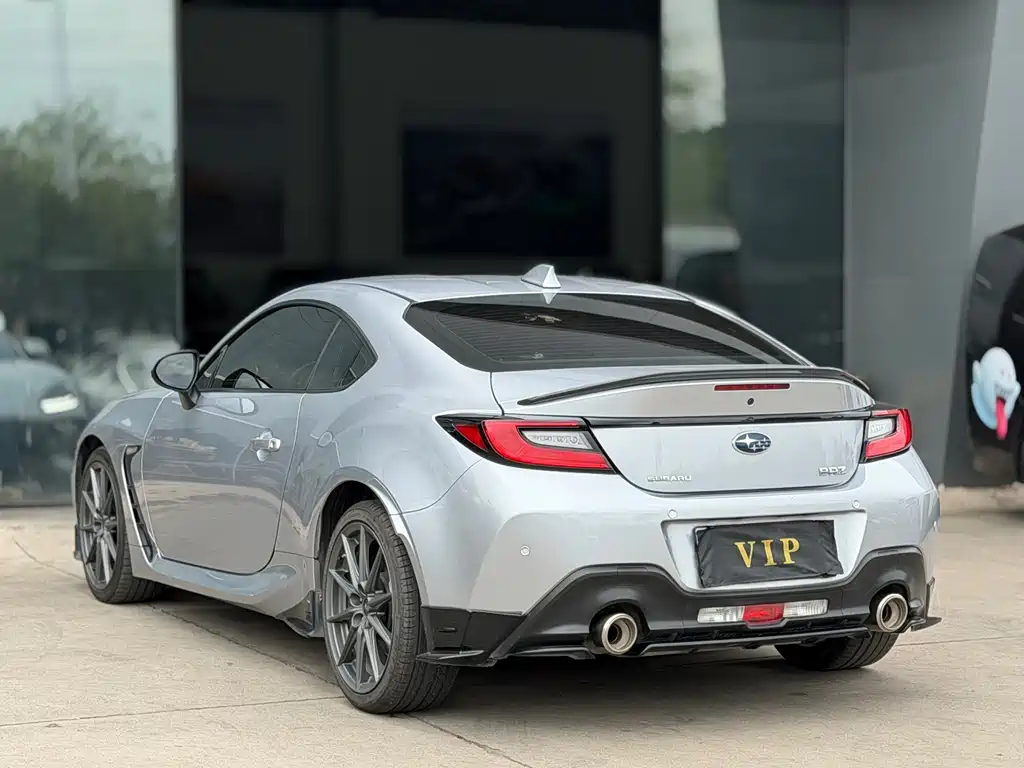 Subaru BRZ — фото 5
