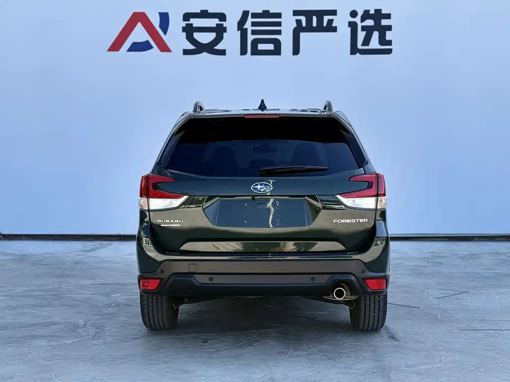 Subaru Forester — фото 5