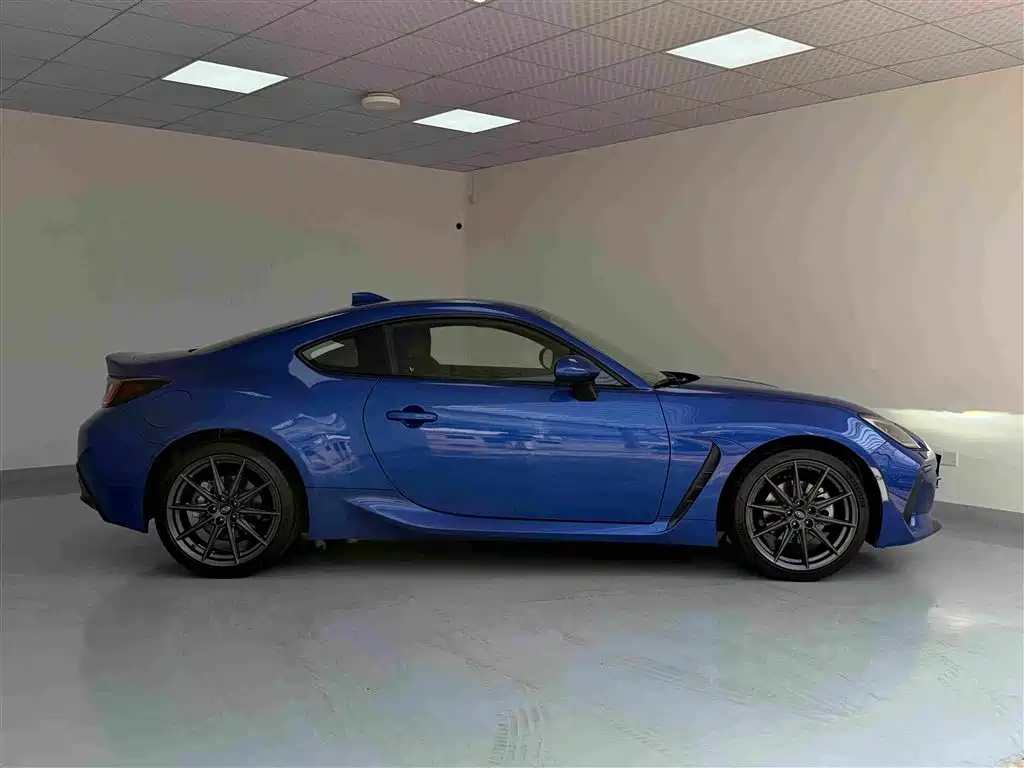 Subaru BRZ — фото 3