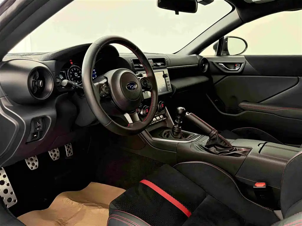 Subaru BRZ — фото 5