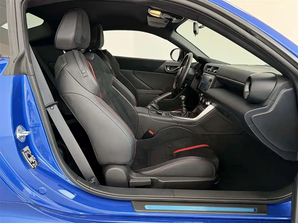 Subaru BRZ — фото 8