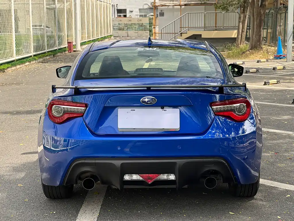 Subaru BRZ — фото 5