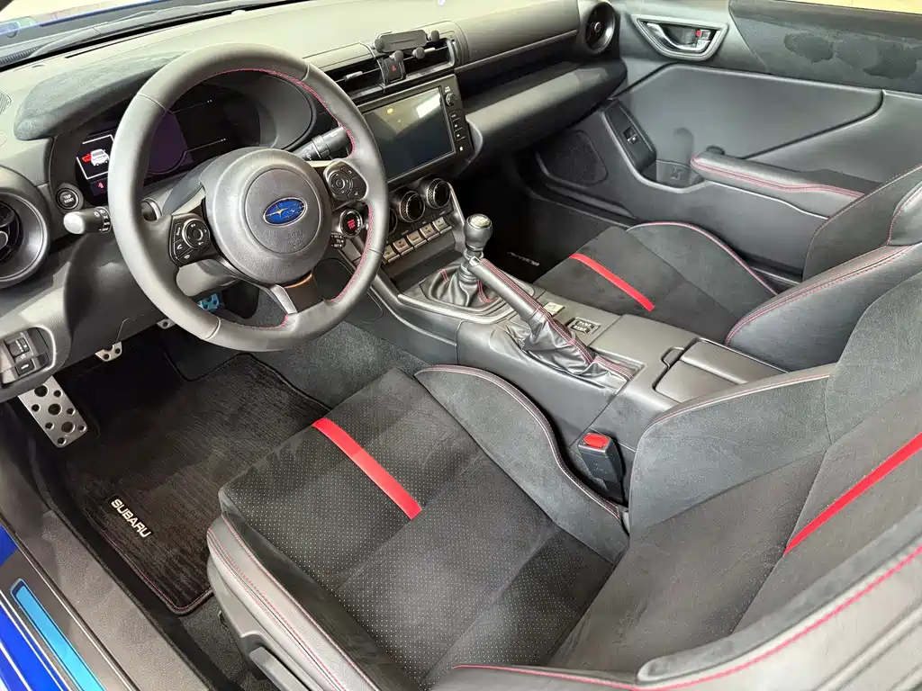 Subaru BRZ — фото 5