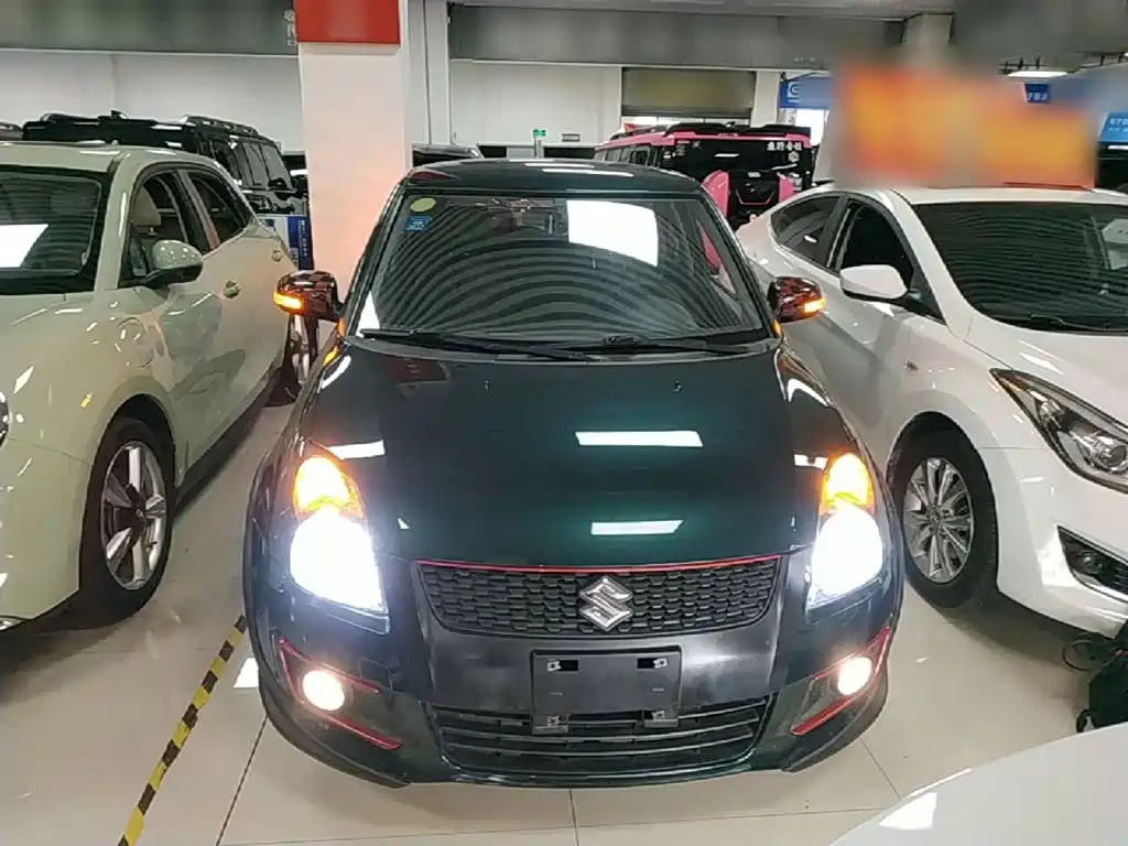 Suzuki Swift — фото 3