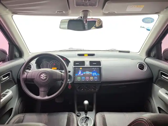 Suzuki Swift — фото 8