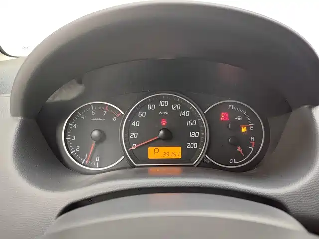 Suzuki Swift — фото 9
