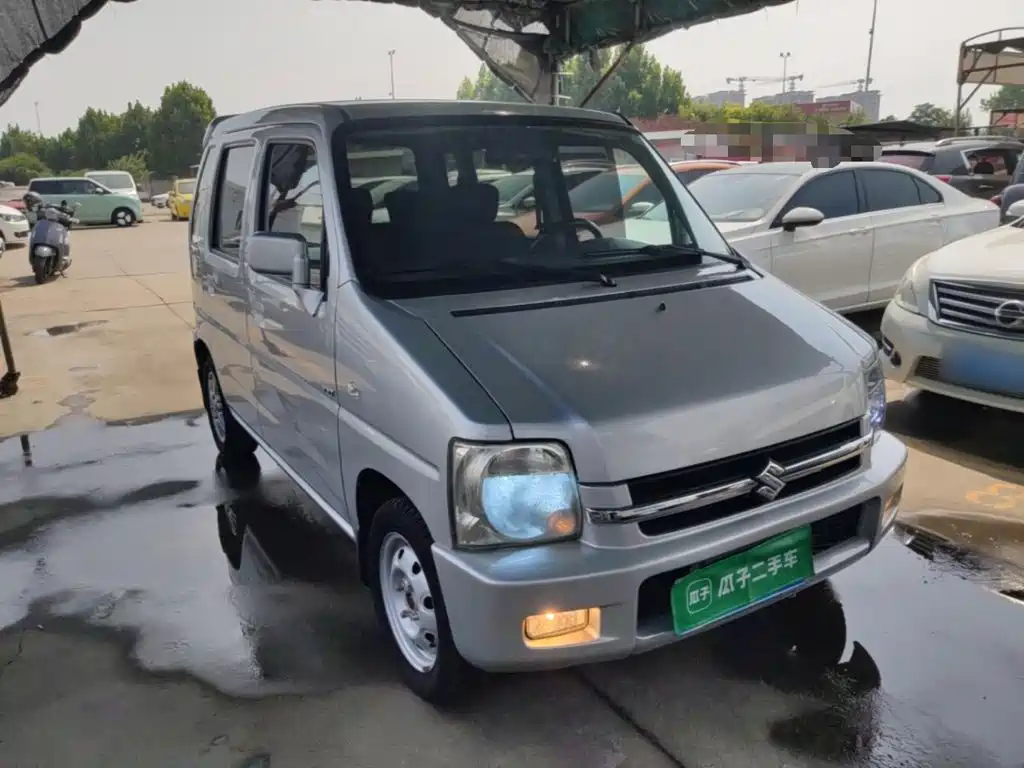 Suzuki Wagon R — фото 4
